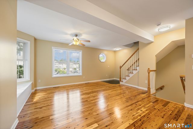 32 Songbird Lane 32, Farmington, CT 06032