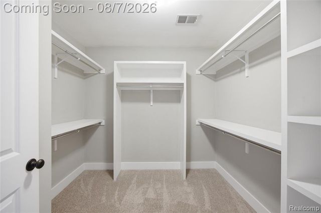 705 E Farnum Avenue, Royal Oak, MI 48067