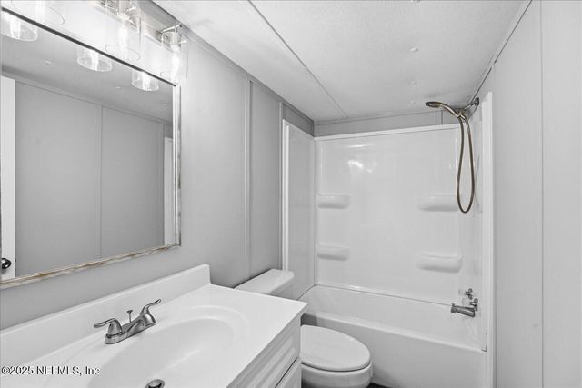 6480 KEITH GRIFFIS Circle, Macclenny, FL 32063