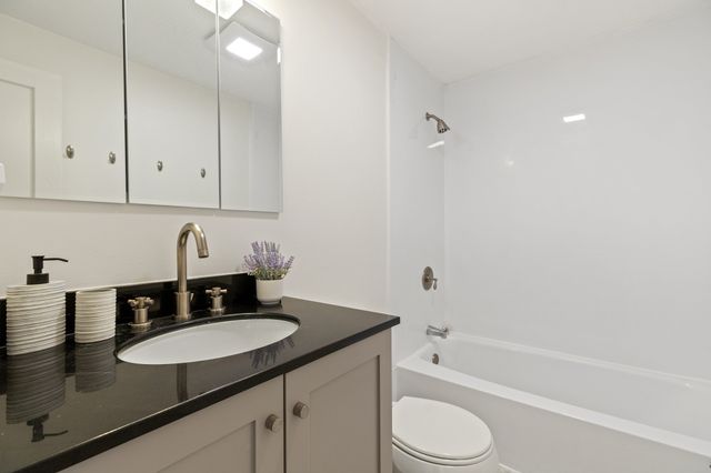 492 Massachusetts Ave 63, Boston, MA 02118