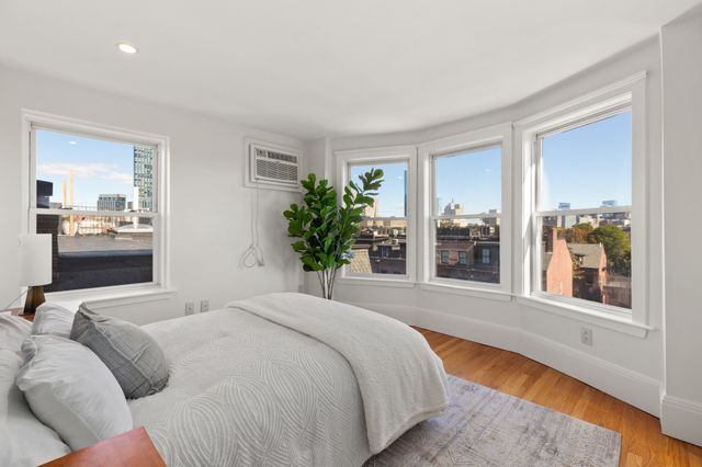 492 Massachusetts Ave 63, Boston, MA 02118