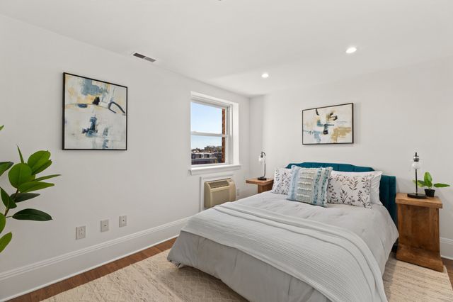 492 Massachusetts Ave 63, Boston, MA 02118