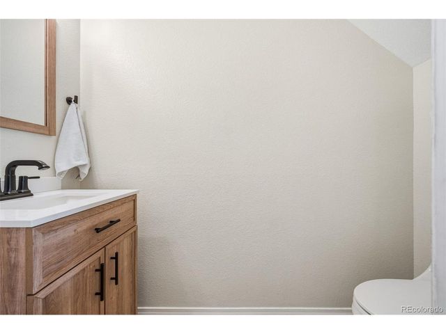 10558 Country Park Pt, Fountain, CO 80817