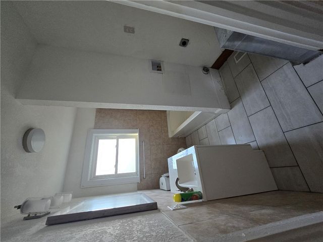 3016 S Main Street, Anderson, SC 29624