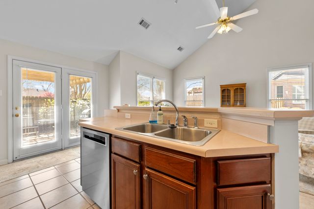 1701 VILLAGE RIDGE PL, Collierville, TN 38017