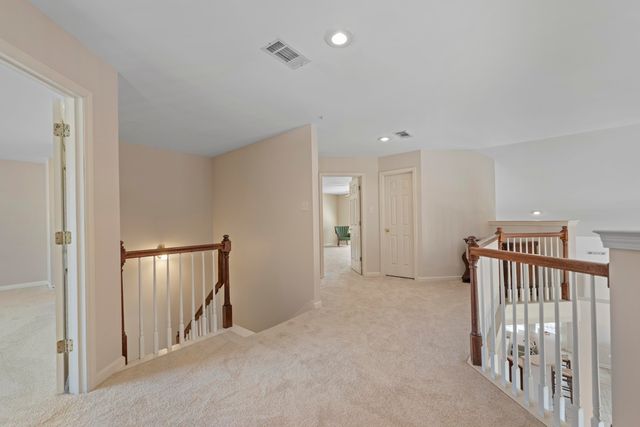 1701 VILLAGE RIDGE PL, Collierville, TN 38017