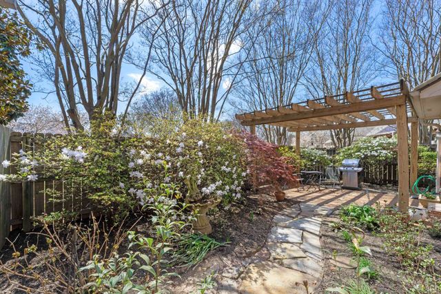 1701 VILLAGE RIDGE PL, Collierville, TN 38017