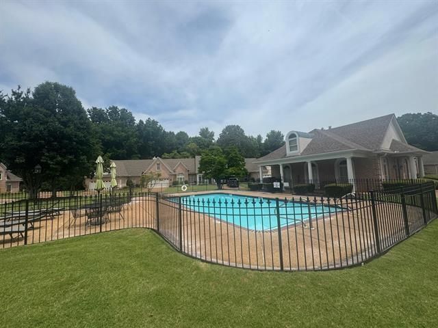 1701 VILLAGE RIDGE PL, Collierville, TN 38017