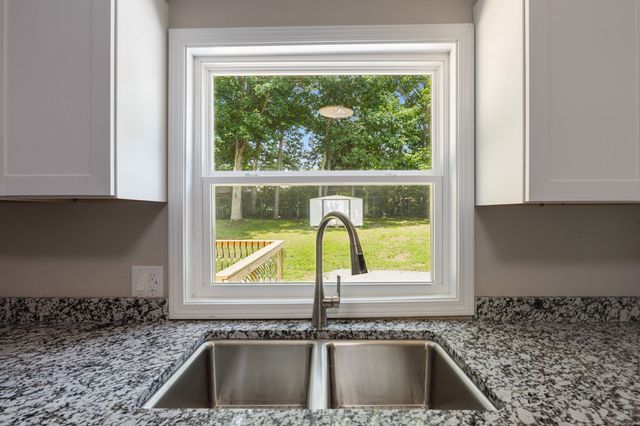 668 Jackson Ave, Lewisburg, TN 37091