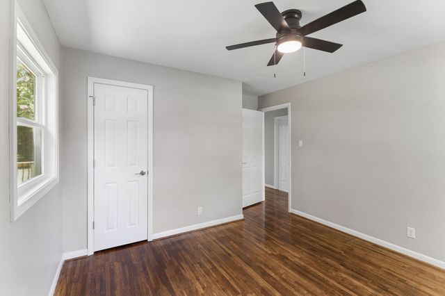 668 Jackson Ave, Lewisburg, TN 37091