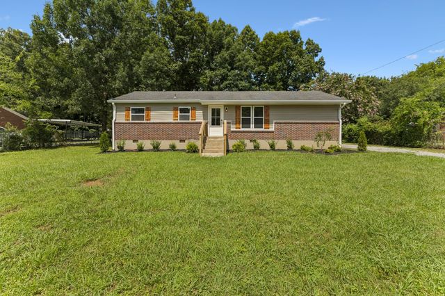668 Jackson Ave, Lewisburg, TN 37091