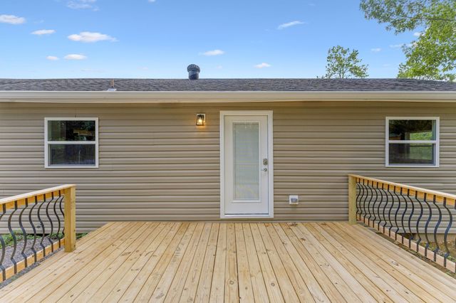 668 Jackson Ave, Lewisburg, TN 37091