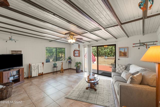 22 E La Espina, Green Valley, AZ 85614
