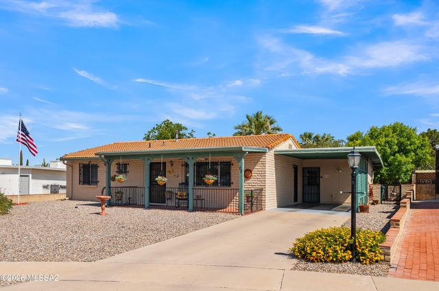 22 E La Espina, Green Valley, AZ 85614