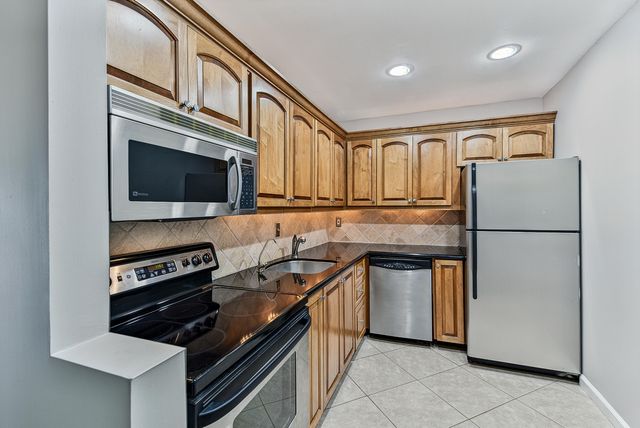 6345 Bay Club Drive 3, Fort Lauderdale, FL 33308