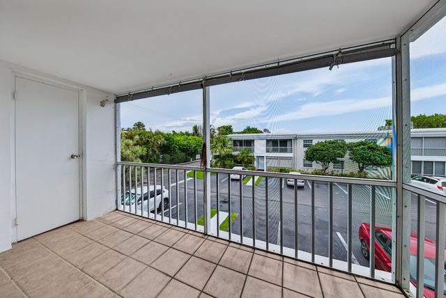 6345 Bay Club Drive 3, Fort Lauderdale, FL 33308