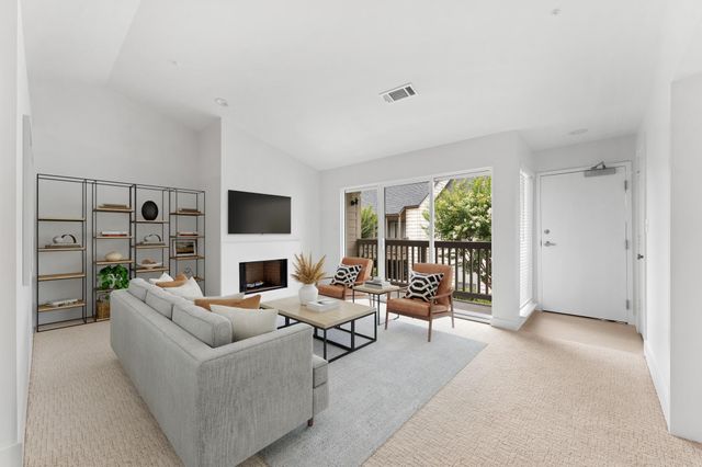 2829 Timmons Lane 202, Houston, TX 77027