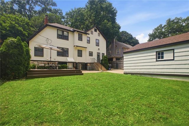 6215 McGee Street, Kansas City, MO 64113