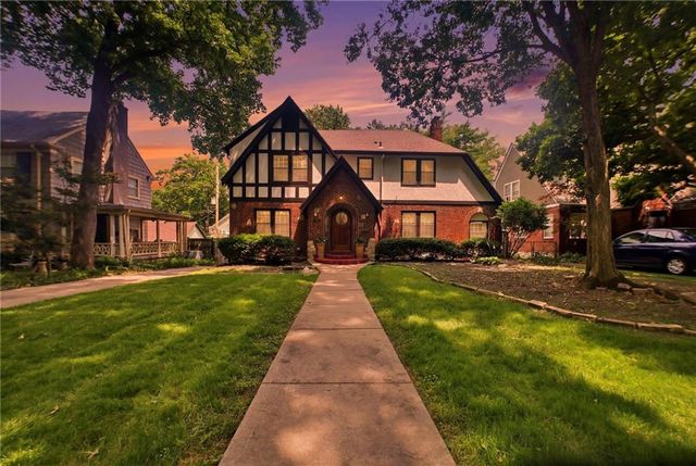 6215 McGee Street, Kansas City, MO 64113