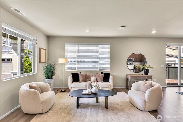 31927 Tolmie Lane, Black Diamond, WA 98010