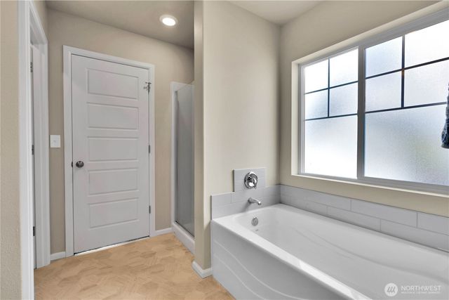 31927 Tolmie Lane, Black Diamond, WA 98010