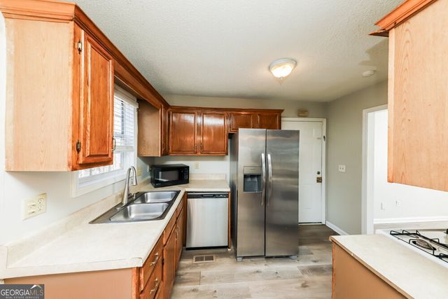 7285 Hunters Ridge Drive, Douglasville, GA 30134