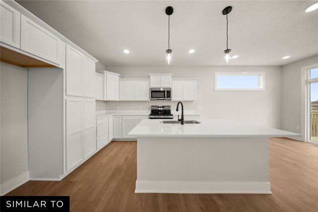 4301 NE 5th Street, Ankeny, IA 50021