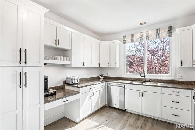 4328 Maryland Avenue 5, St Louis, MO 63108