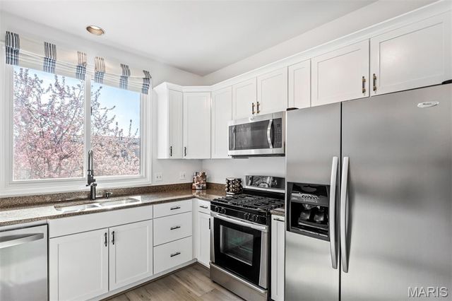 4328 Maryland Avenue 5, St Louis, MO 63108