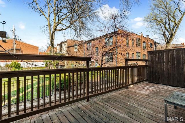 4328 Maryland Avenue 5, St Louis, MO 63108