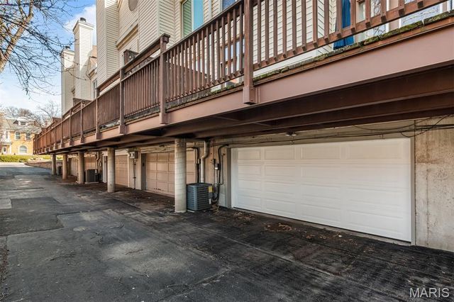 4328 Maryland Avenue 5, St Louis, MO 63108