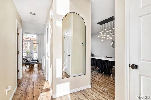 4328 Maryland Avenue 5, St Louis, MO 63108