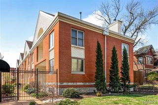 4328 Maryland Avenue 5, St Louis, MO 63108