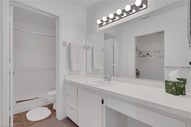 15456 ADMIRALTY CIR 10, North Fort Myers, FL 33917