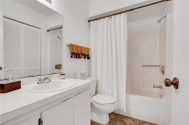 15456 ADMIRALTY CIR 10, North Fort Myers, FL 33917
