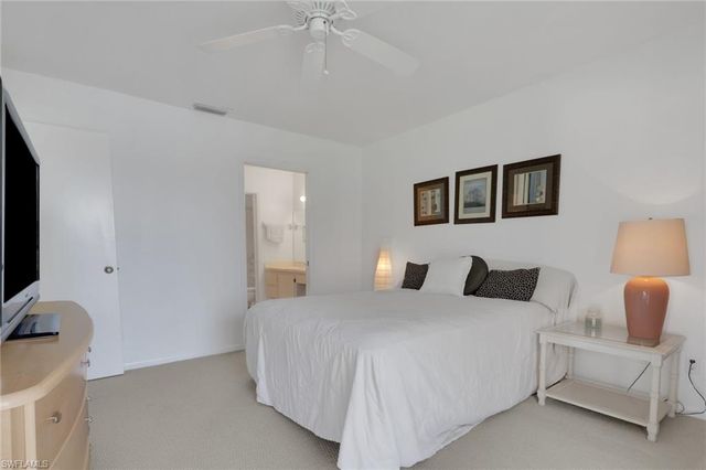 15456 ADMIRALTY CIR 10, North Fort Myers, FL 33917