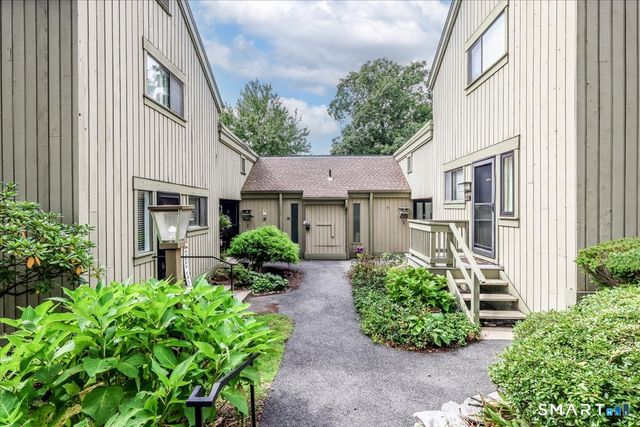 162 Heritage Village D, Southbury, CT 06488