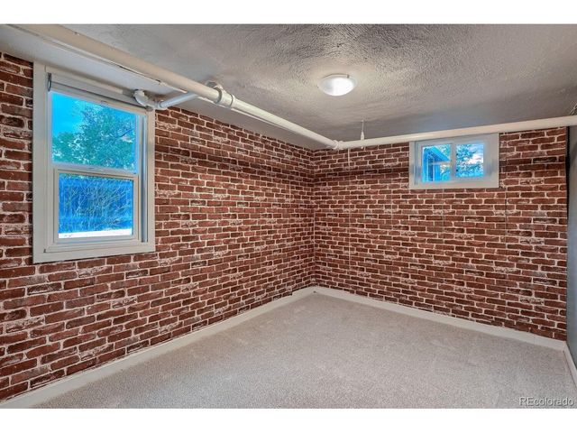 3590 S Bannock St, Englewood, CO 80110