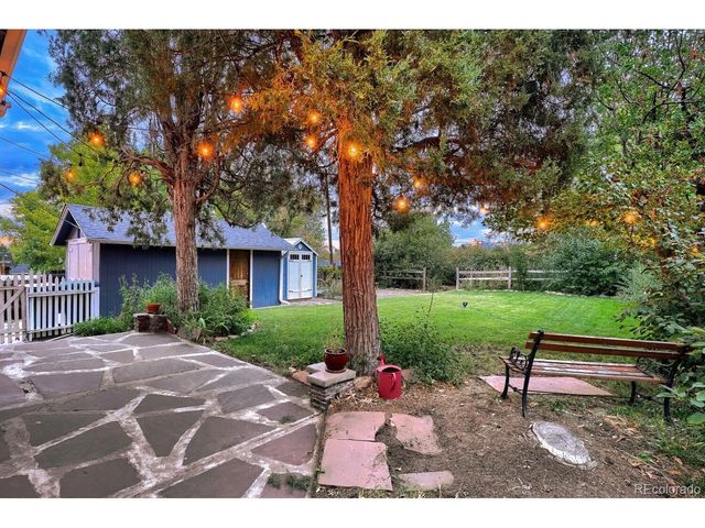 3590 S Bannock St, Englewood, CO 80110