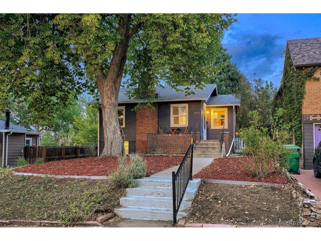 3590 S Bannock St, Englewood, CO 80110