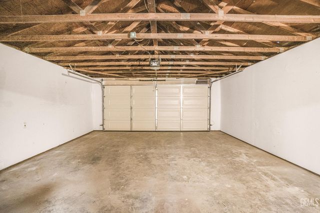 4600 Lantados Street, Bakersfield, CA 93307