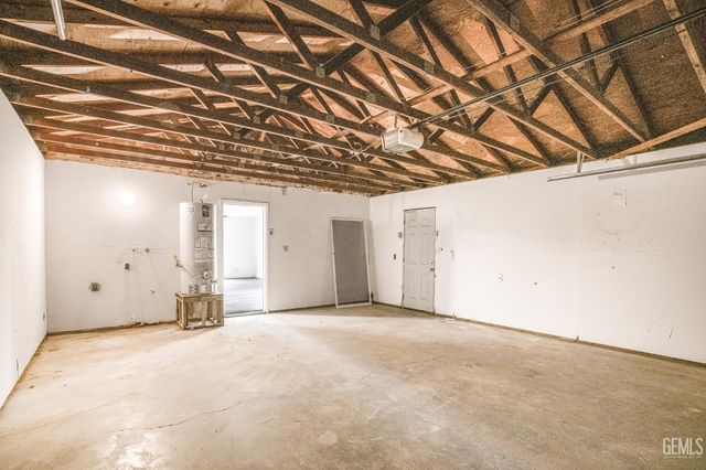4600 Lantados Street, Bakersfield, CA 93307