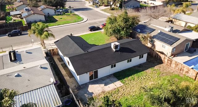 4600 Lantados Street, Bakersfield, CA 93307