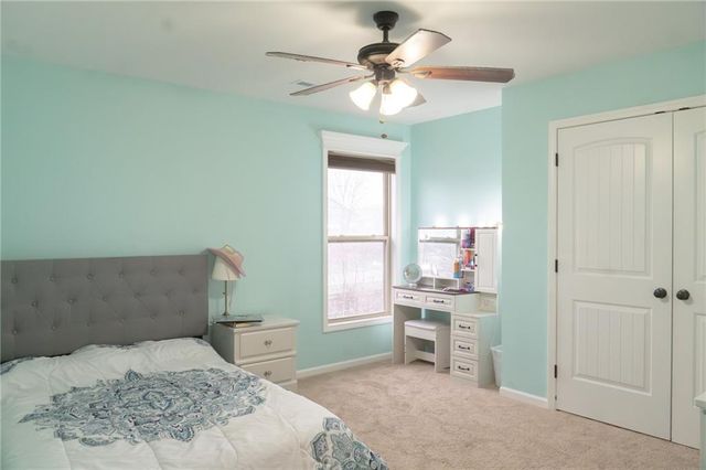 1329 SW MERRYMAN Drive, Lee's Summit, MO 64082