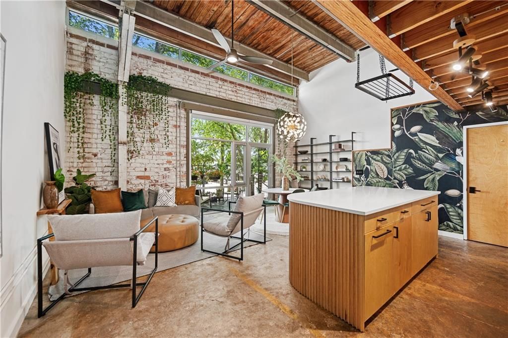 1661 La France NE Street 423, Atlanta, GA 30307