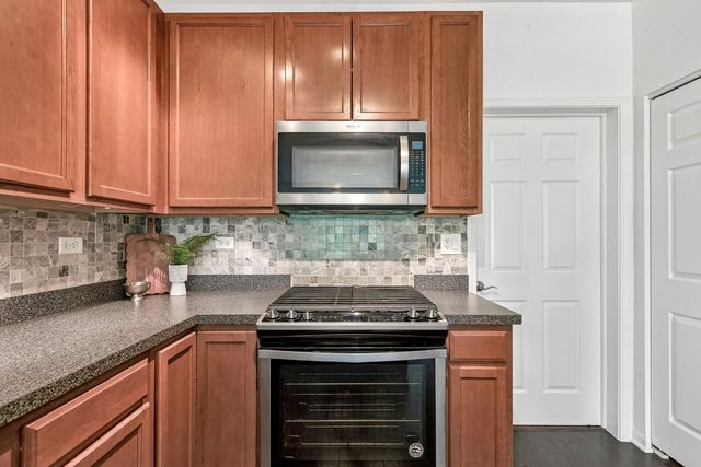 1248 Chesterton Drive, Volo, IL 60020
