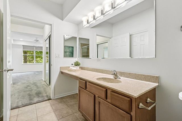 1248 Chesterton Drive, Volo, IL 60020