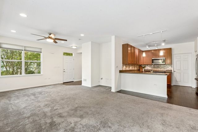 1248 Chesterton Drive, Volo, IL 60020