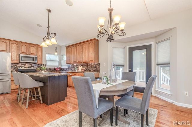 249 E Governor Place, St Charles, MO 63301