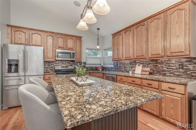 249 E Governor Place, St Charles, MO 63301
